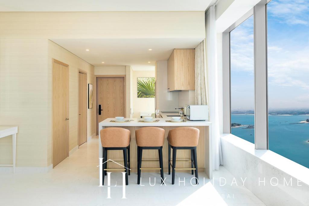 Lux Iconic Views At The Palm Tower Suite 2 Dubai Exterior foto